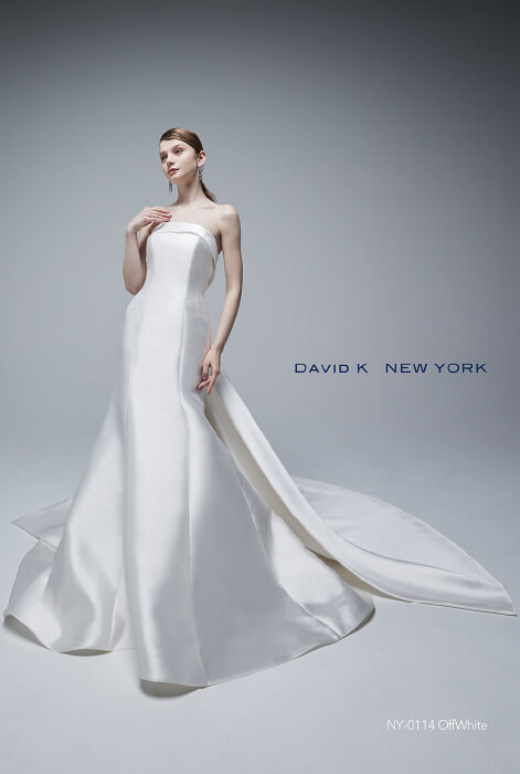 DAVID K NEW YORK　オフホワイトのウェディングドレス